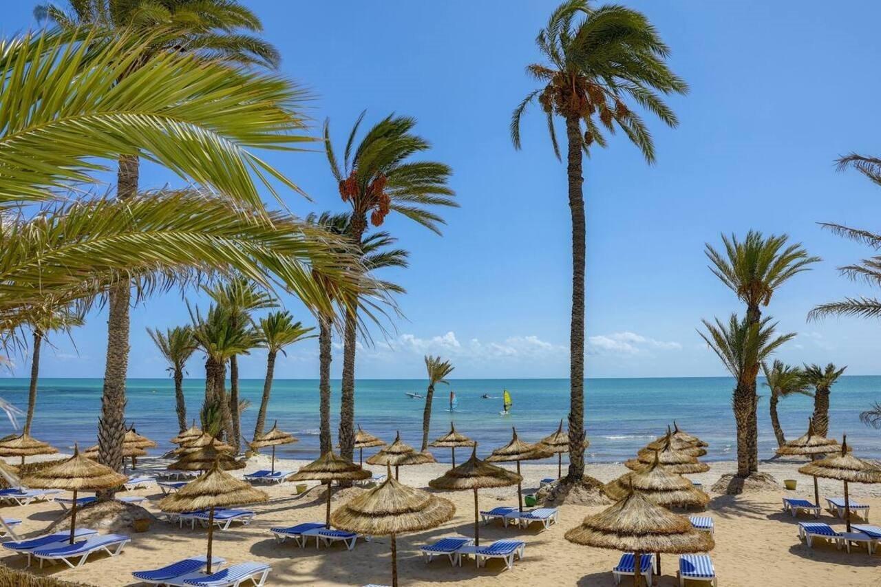 Hari Club Beach Resort Aghir Ngoại thất bức ảnh